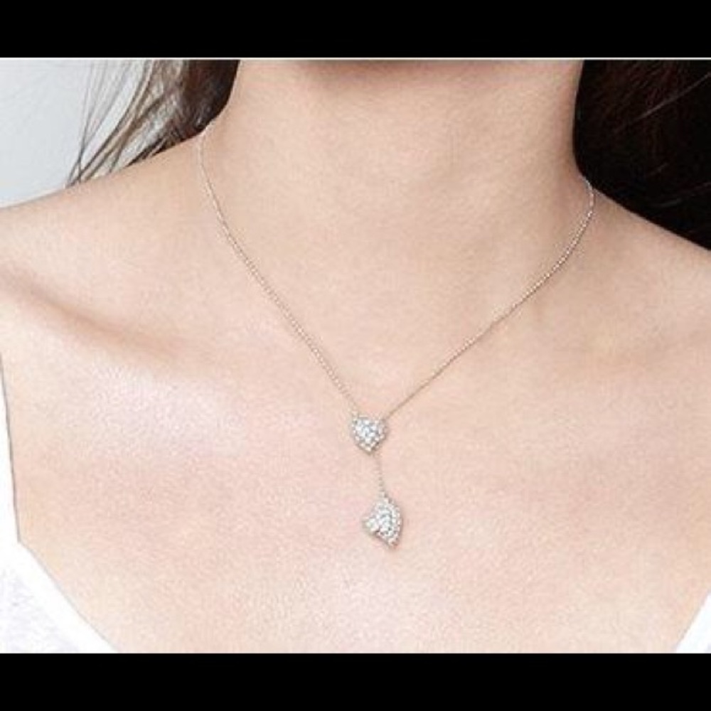 Swarovski Crystals ๐ silver accent Heart necklace - Picture 2 of 3
